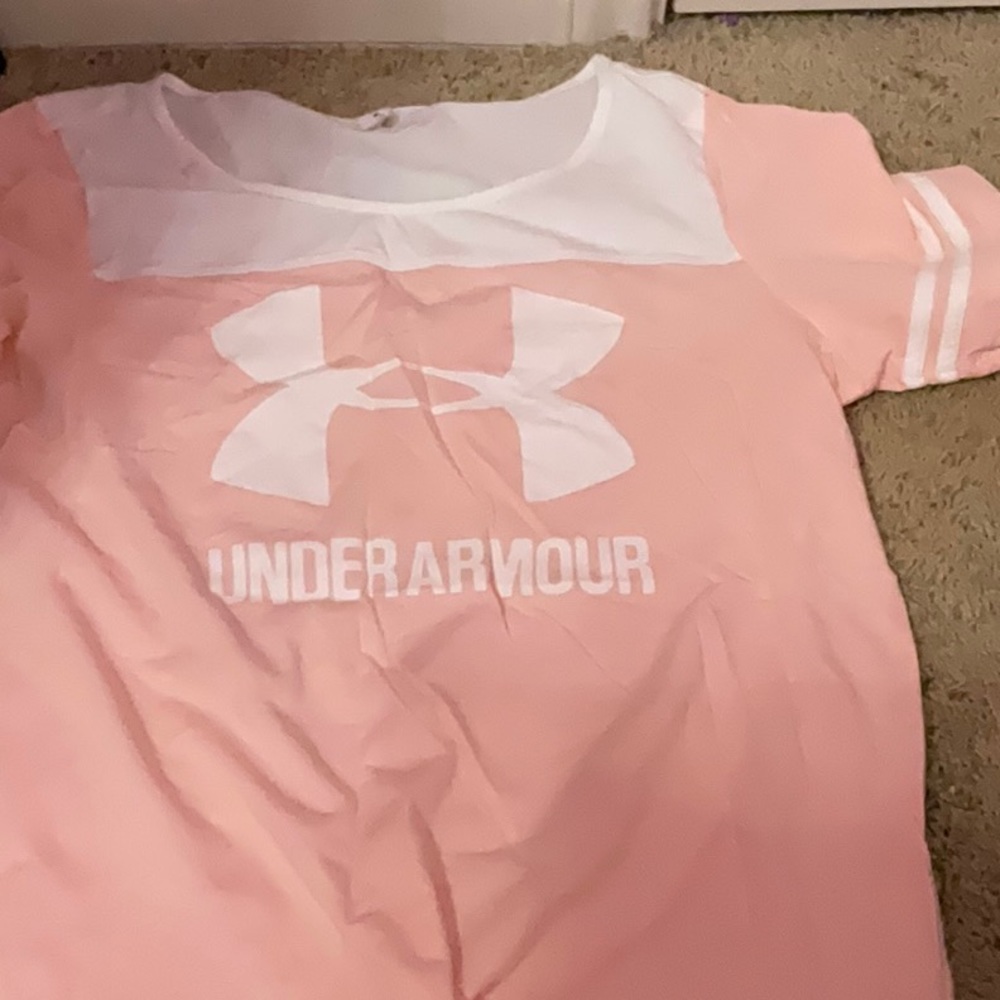 Peach under amour top
